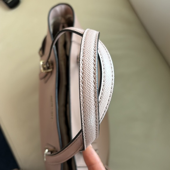 Michael Michael Kors Voyager Fawn Tote Leather - Picture 6 of 16